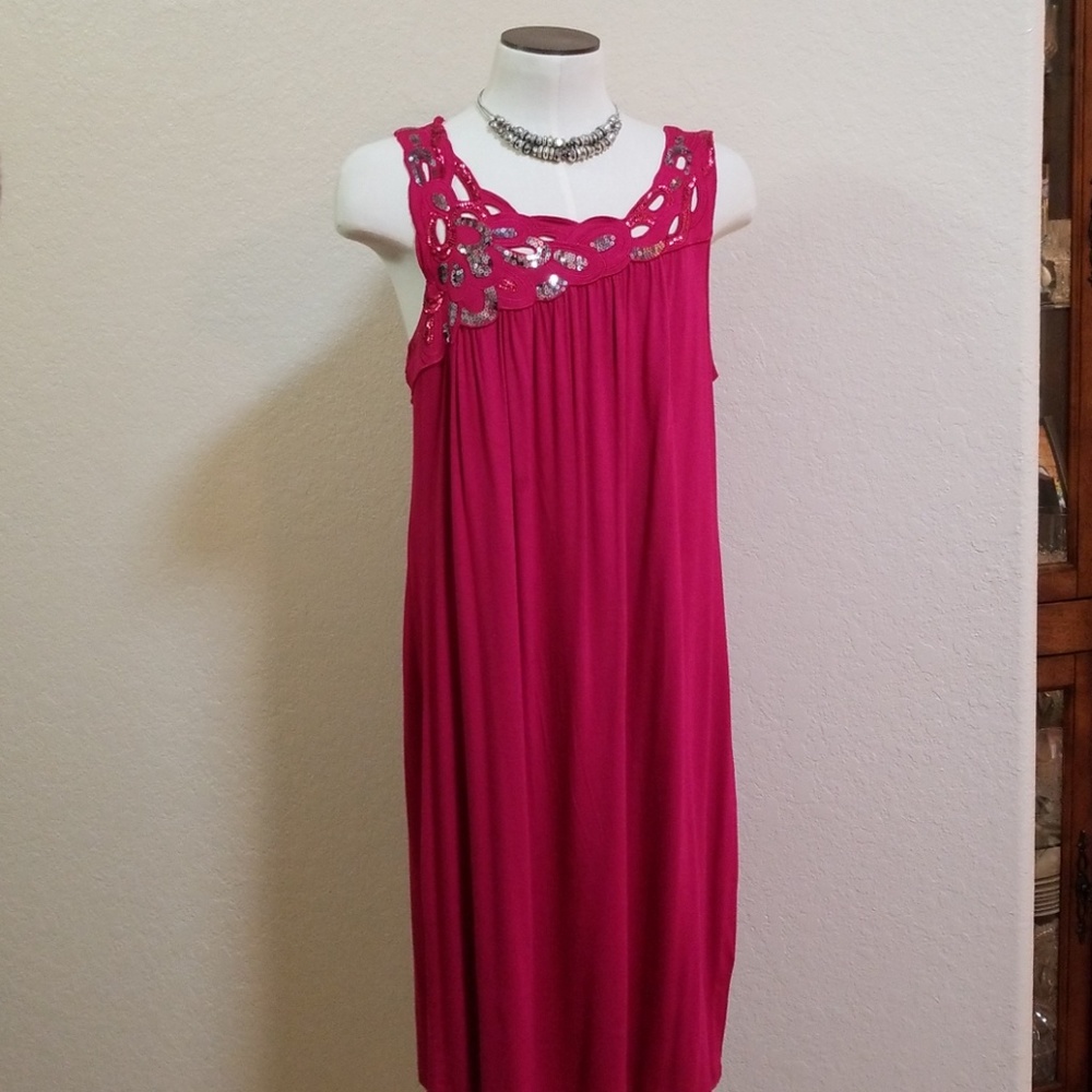 New York & company  fuchsia sequin dress